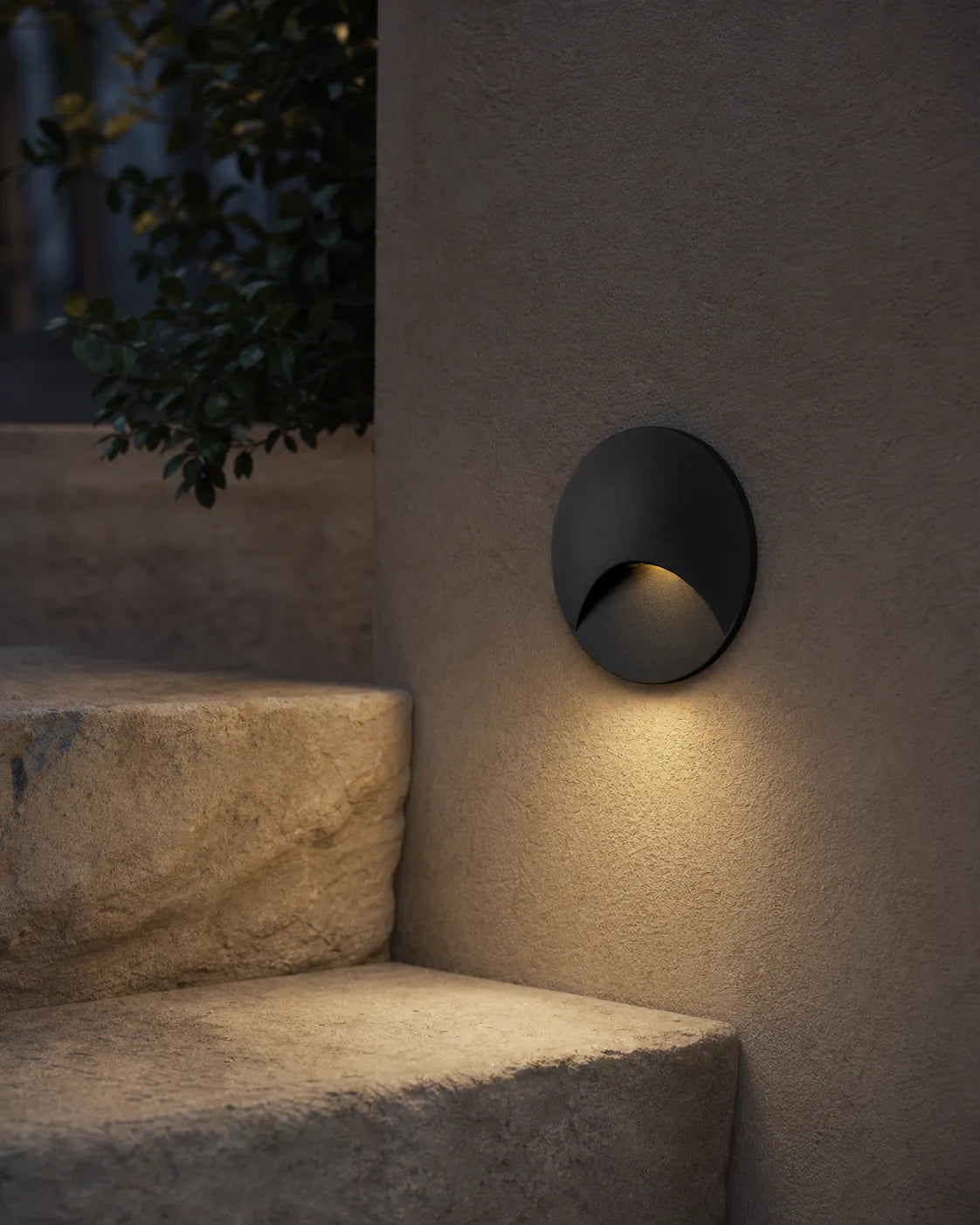 Spot encastrable en contexte exterieur